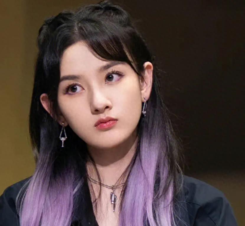 劣迹艺人复出无望!央视网评明星税务问题,袁冰妍等被点名