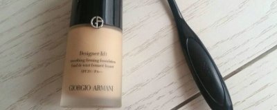 ​阿玛尼红标粉底液有几个色号