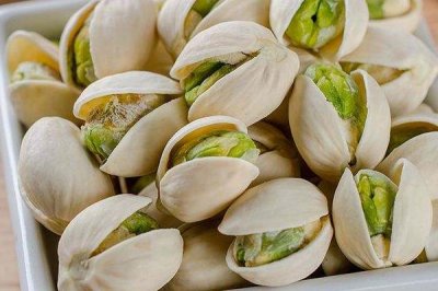 ​开心果是自己开口的吗 成熟后自动裂开