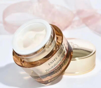 ​去皱眼霜哪个牌子好（公认好用的5款“抗皱眼霜”）