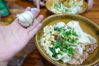 ​面条热量高吗(面条热量高吗,减肥期间能吃吗)