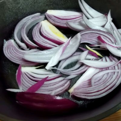 羊排的烤制方法（五步学会烤羊排干香不油腻）