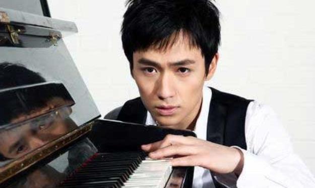 湖南卫视又有大动作了：时隔八年，打泰拳的他重回天天向上？