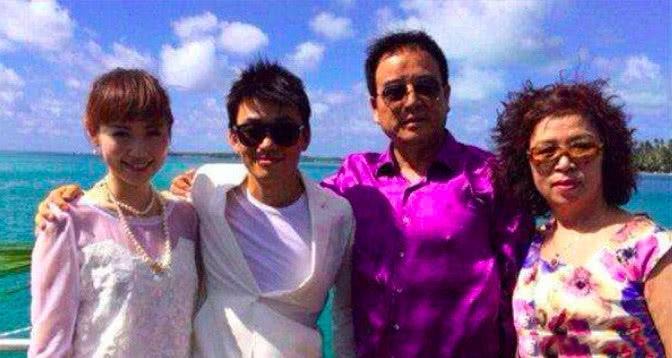 心虚?马蓉发声明反驳父亲派人撬锁事件后,却疯狂买水军转发!