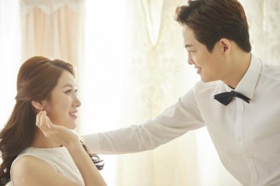 ​和刚交的朋友怎么聊天，网恋高手到底是怎么聊天的