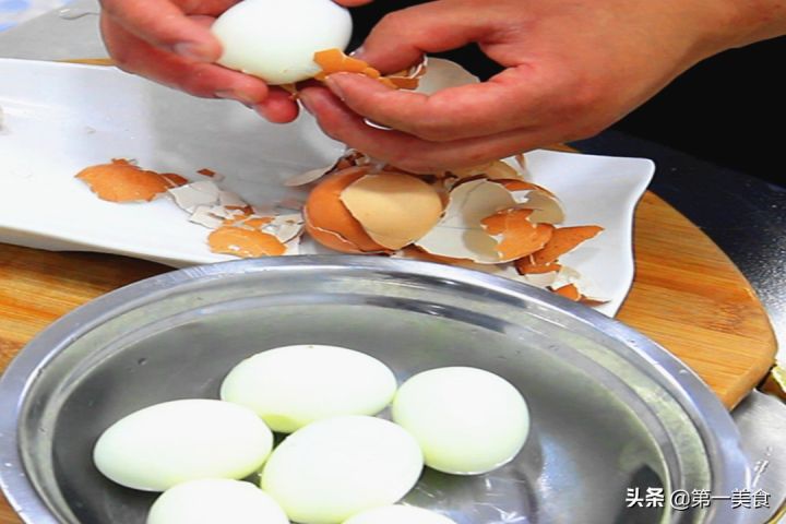 鸡蛋冷水煮10分钟熟了吗(一文读懂煮蛋的黄金时长)