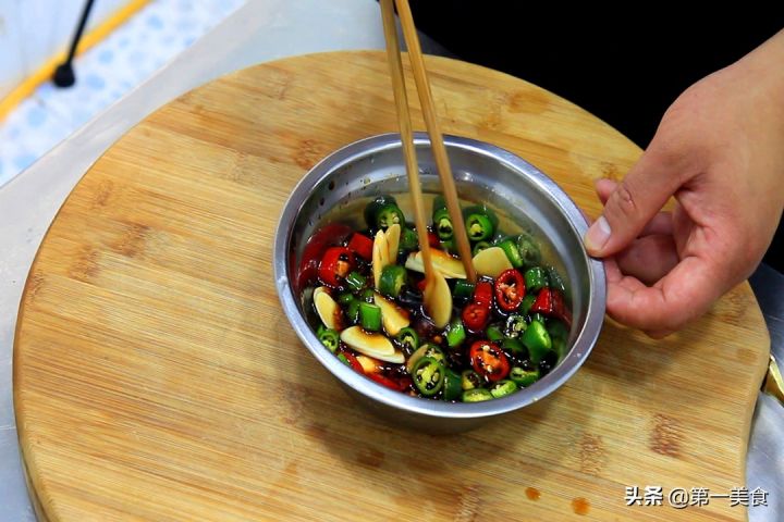 鸡蛋冷水煮10分钟熟了吗(一文读懂煮蛋的黄金时长)