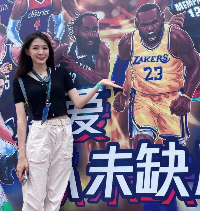 腾讯体育最美篮球美女（茶余饭后雪儿）(8)