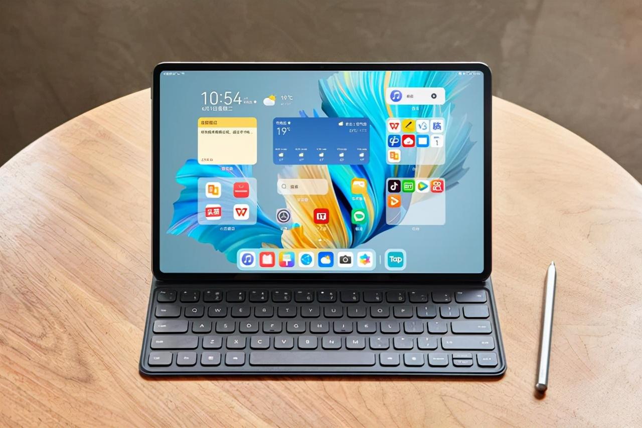 平板电脑能和笔记本电脑一样吗(平板电脑能当电脑用吗)