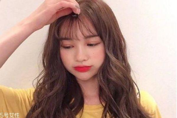额头窄适合什么刘海 额头窄适合最佳发型