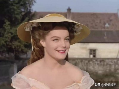 ​茜茜公主痴迷小蛮腰，腰围大于50cm就绝食，老照片确实很漂亮