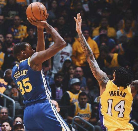 nba十位投篮姿势最丑球员(21世纪NBA的4大颜射高手)(5)