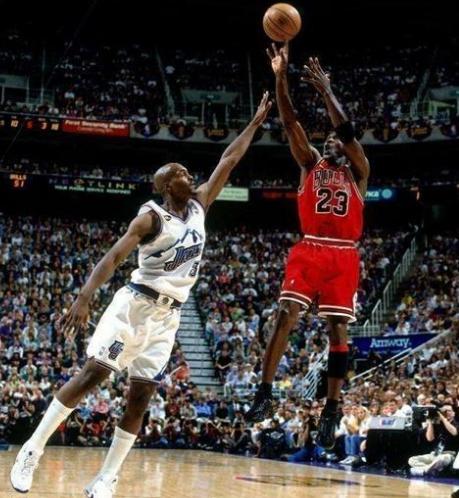 nba十位投篮姿势最丑球员(21世纪NBA的4大颜射高手)(1)