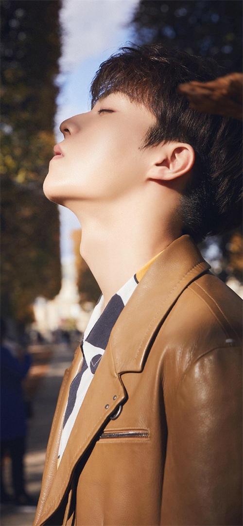 每日无水印壁纸第260期：明星陈立农艺术写真手机壁纸