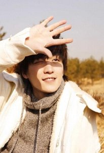 ​乔任梁28岁自杀身亡，“抑郁症”带走他6年后，失独父母怎样了？