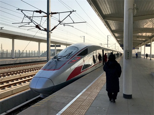 坐高铁动车的商务座是怎样一种体验?带大家看看