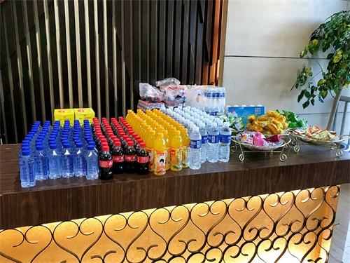 坐高铁动车的商务座是怎样一种体验?带大家看看