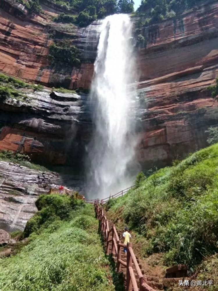 贵州省赤水市佛光岩