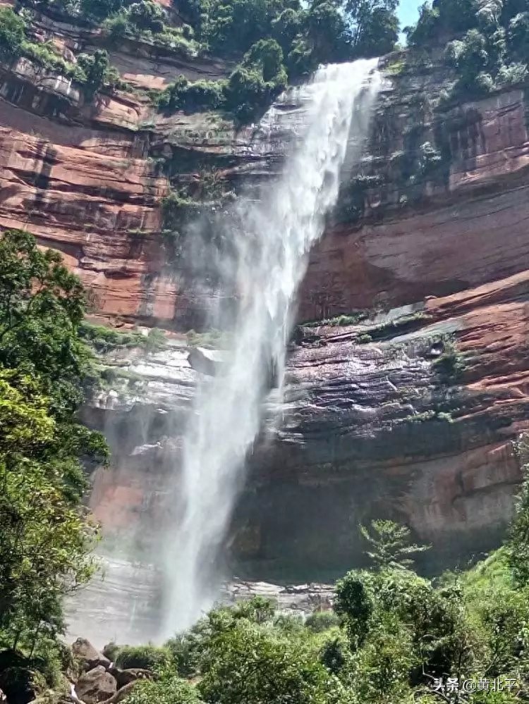 贵州省赤水市佛光岩
