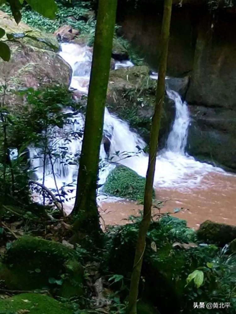 贵州省赤水市佛光岩