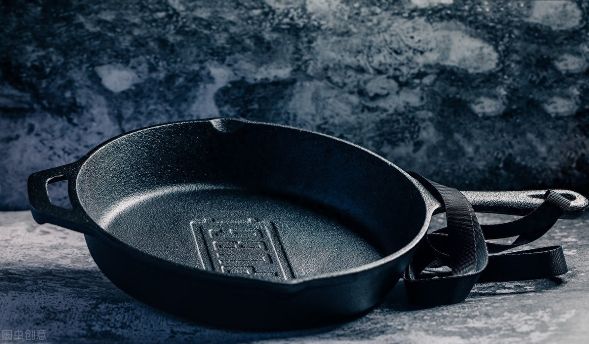 平底锅又名龙纹鏊