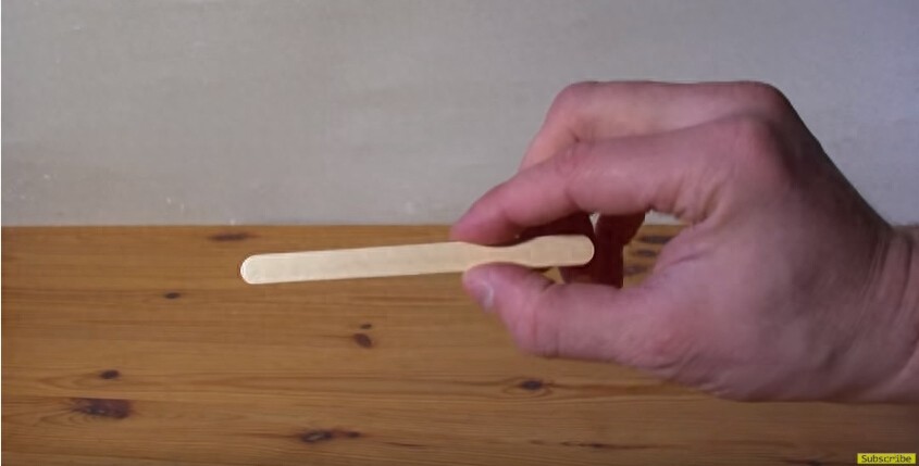 国外网友自制迷你弓箭,看完后大家都对他竖起大拇指