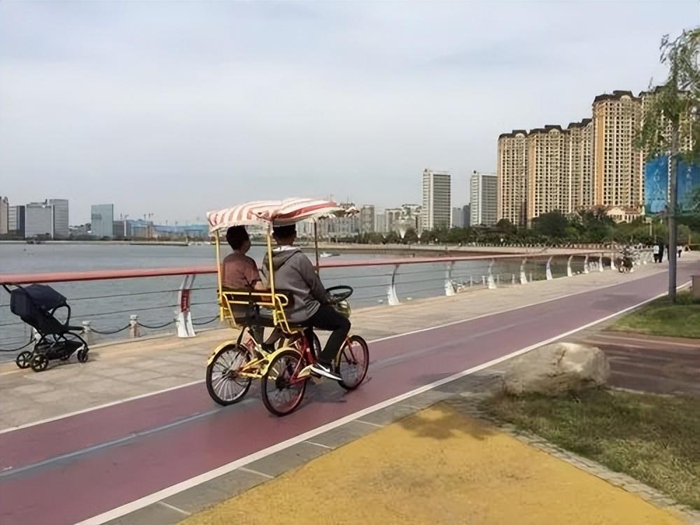 黄岛有什么好玩的地方景点推荐(青岛黄岛有什么好玩的地方)