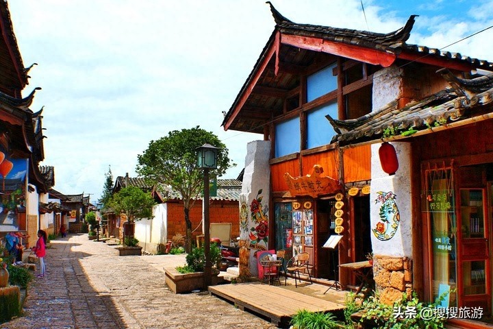 白沙古镇北临玉龙雪山，世界级“古纳西王国”