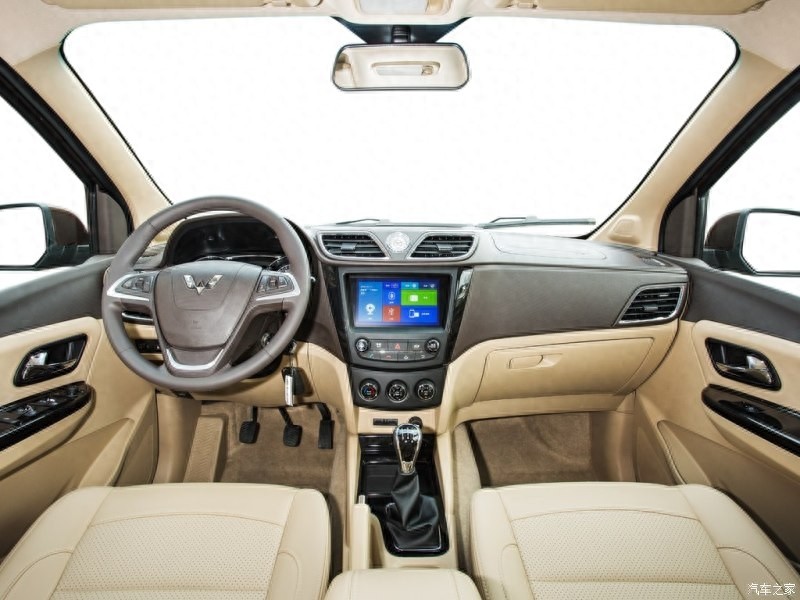 7万可买最实用车:五菱宏光S1,中国神车榜排第一的大哥