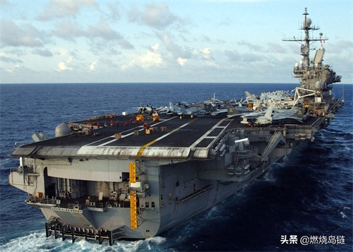 世界常规动力航母的巅峰——已经退役的美国“小鹰”级航空母舰