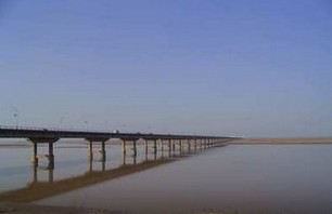 探秘郑州黄河大桥，场面震撼