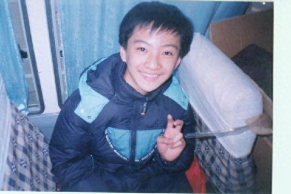 他13岁演《快乐星球》丁凯乐,出了书留了学,如今长成这样了