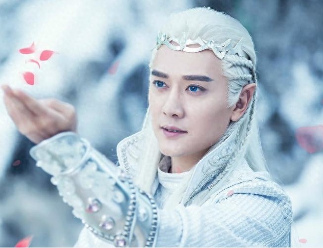 15年前，《指环王》中的精灵王子惊艳到你了吗？