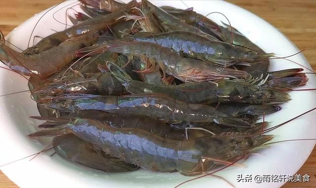 油焖大虾正确做法简单（油焖大虾的正宗做法）(3)