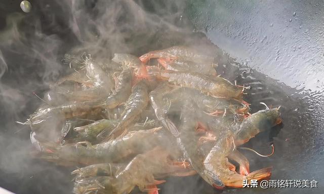 油焖大虾正确做法简单（油焖大虾的正宗做法）(8)