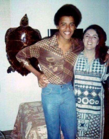 奥巴马妈妈颜值爆表！18岁上学当妈两不误，中年体重飙到190斤