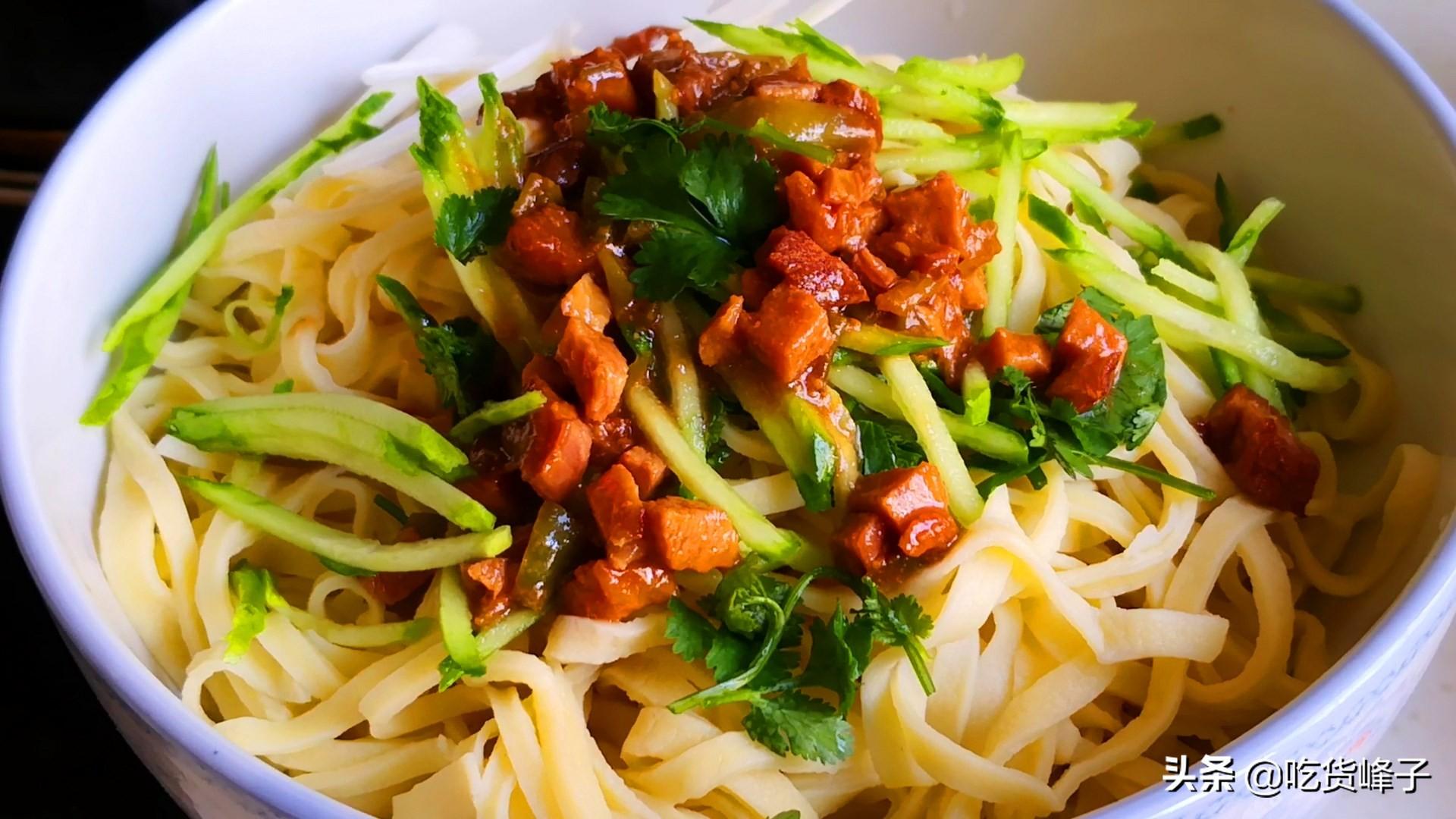 手擀面煮几分钟能熟(手擀面煮多久才熟)