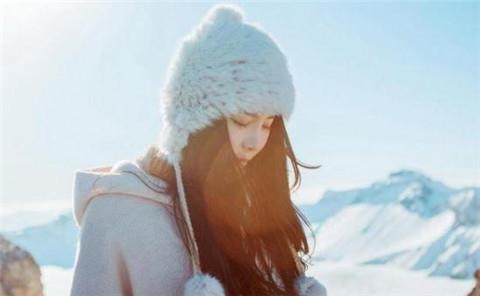 怎么和喜欢的人聊天情商高的聊天语句30句