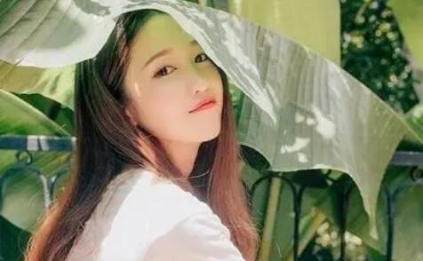 男生大学没钱谈恋爱怎么办