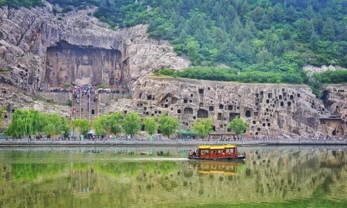 龙门石窟位于哪个省的