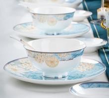 买了一套餐具发朋友圈