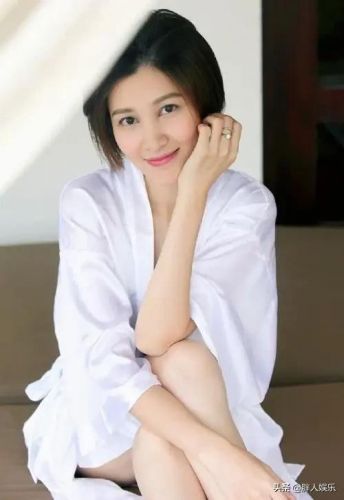 王倩一个人资料简介(王倩一个人资料简介乔振宇)-第2张图片-