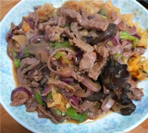 炒牛肉怎么炒好吃,如何炒牛肉又嫩又好吃窍门图13