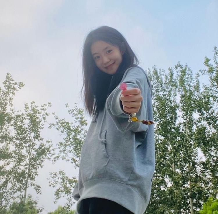 被力捧的“谋女郎”刘浩存,成为新一代流量小公举了?「谋女郎刘浩存爆红背后是资本和大众的博弈」