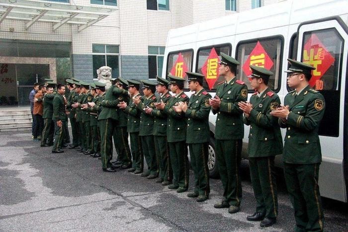 退伍军人收到的“光荣之家”铁牌子有什么用？