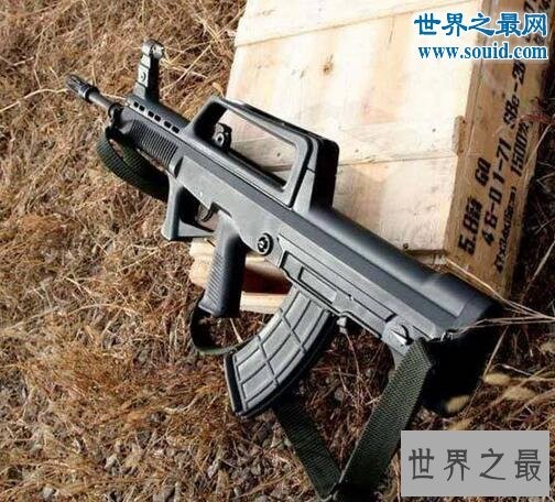 世界十大名枪,致命枪械中国的95式突击步枪